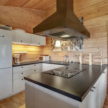 Kersta - 400m From The Sea By Interhome Feriehus *