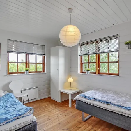 Kersta - 400m From The Sea By Interhome